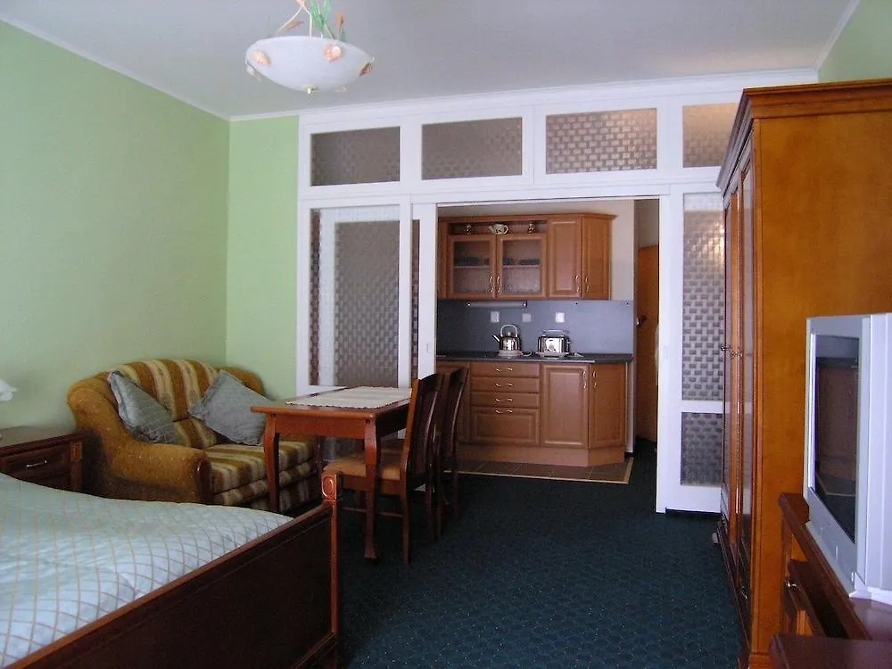 Hotel Modena Karlovy Vary 3*,  Czech Republic